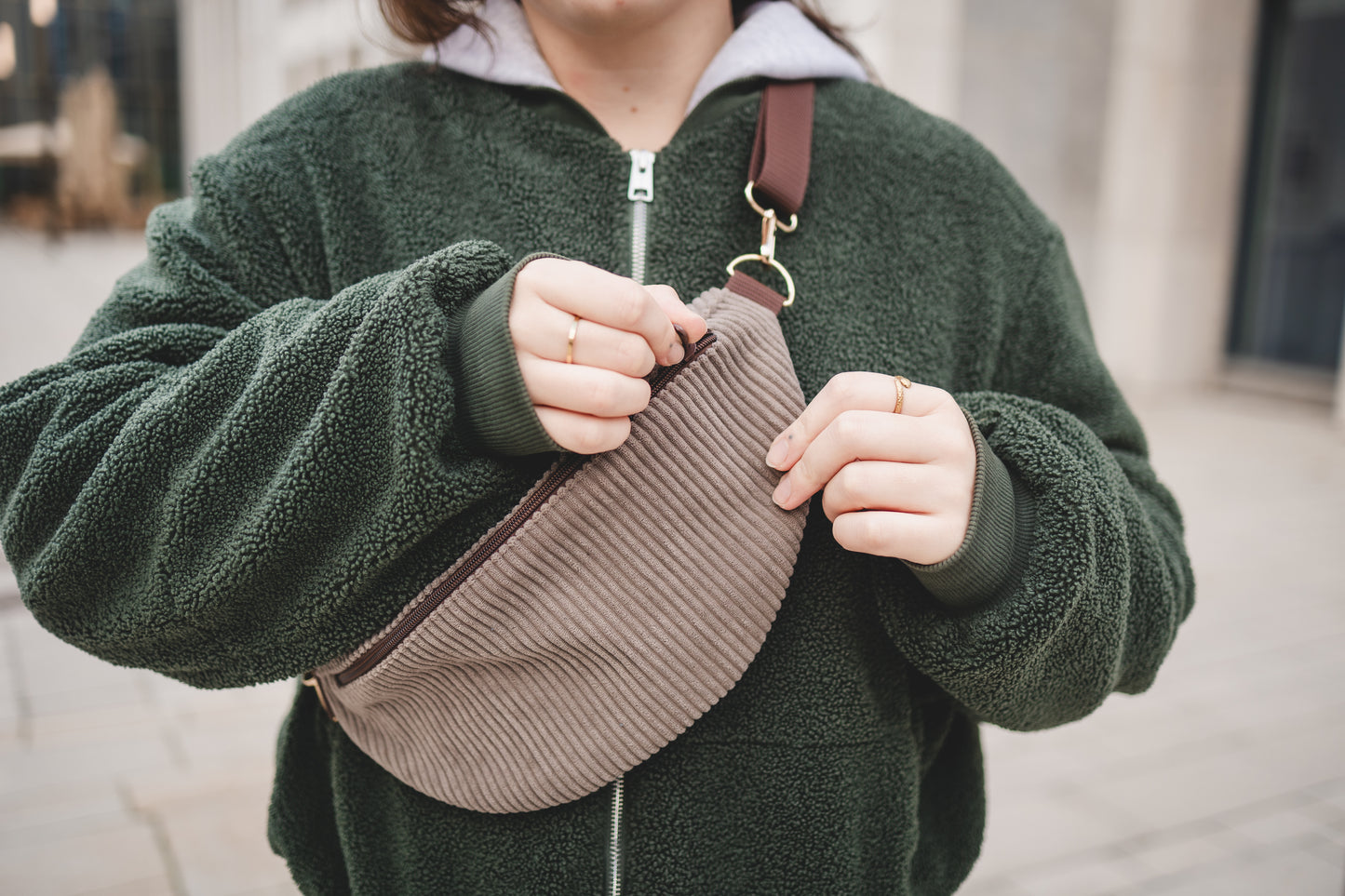 Bauchtasche Cord Regular