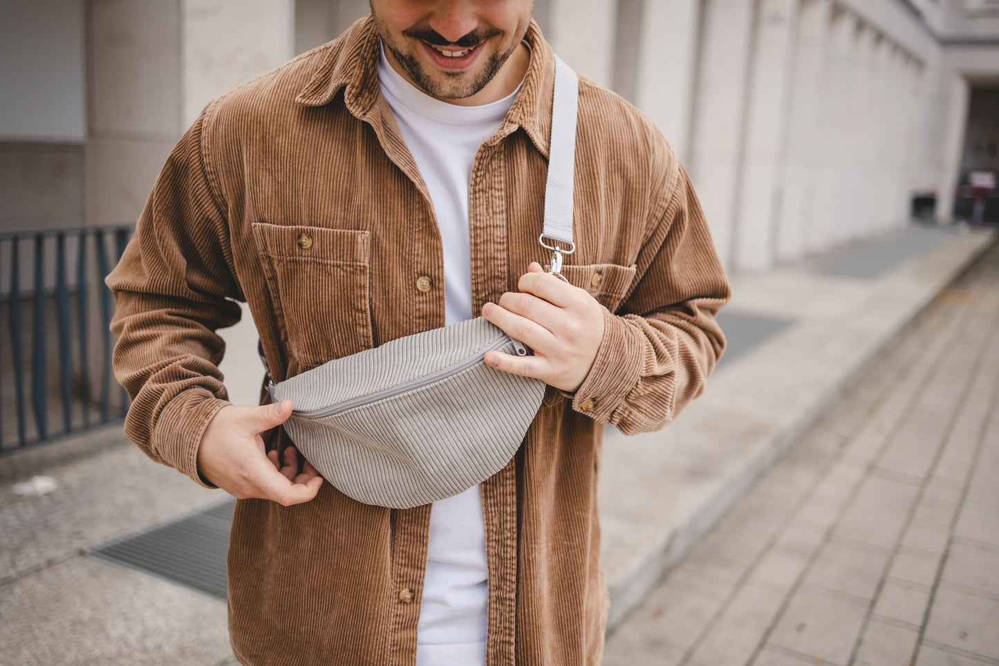 Bauchtasche Cord Regular