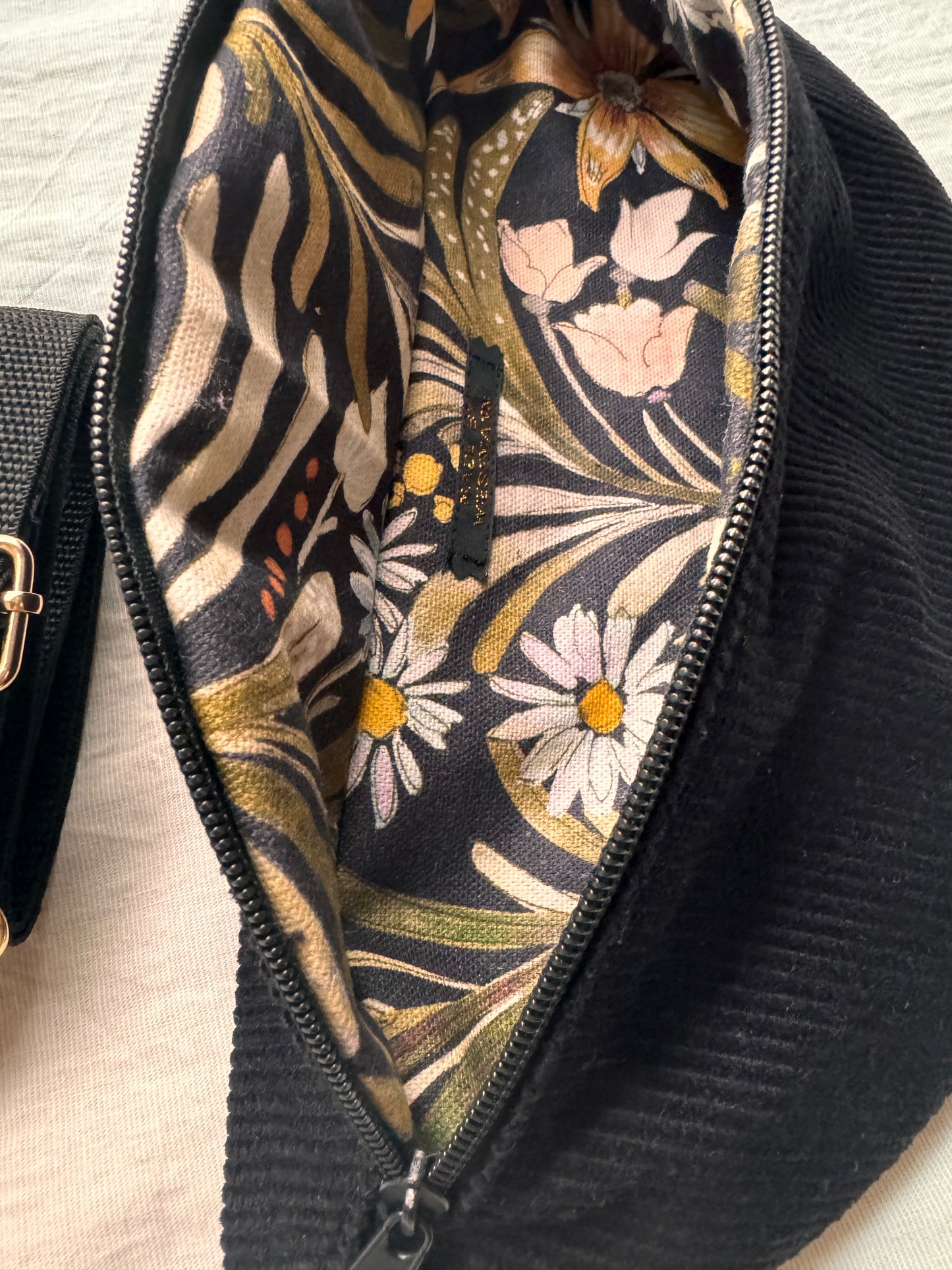 Bauchtasche Cord Regular