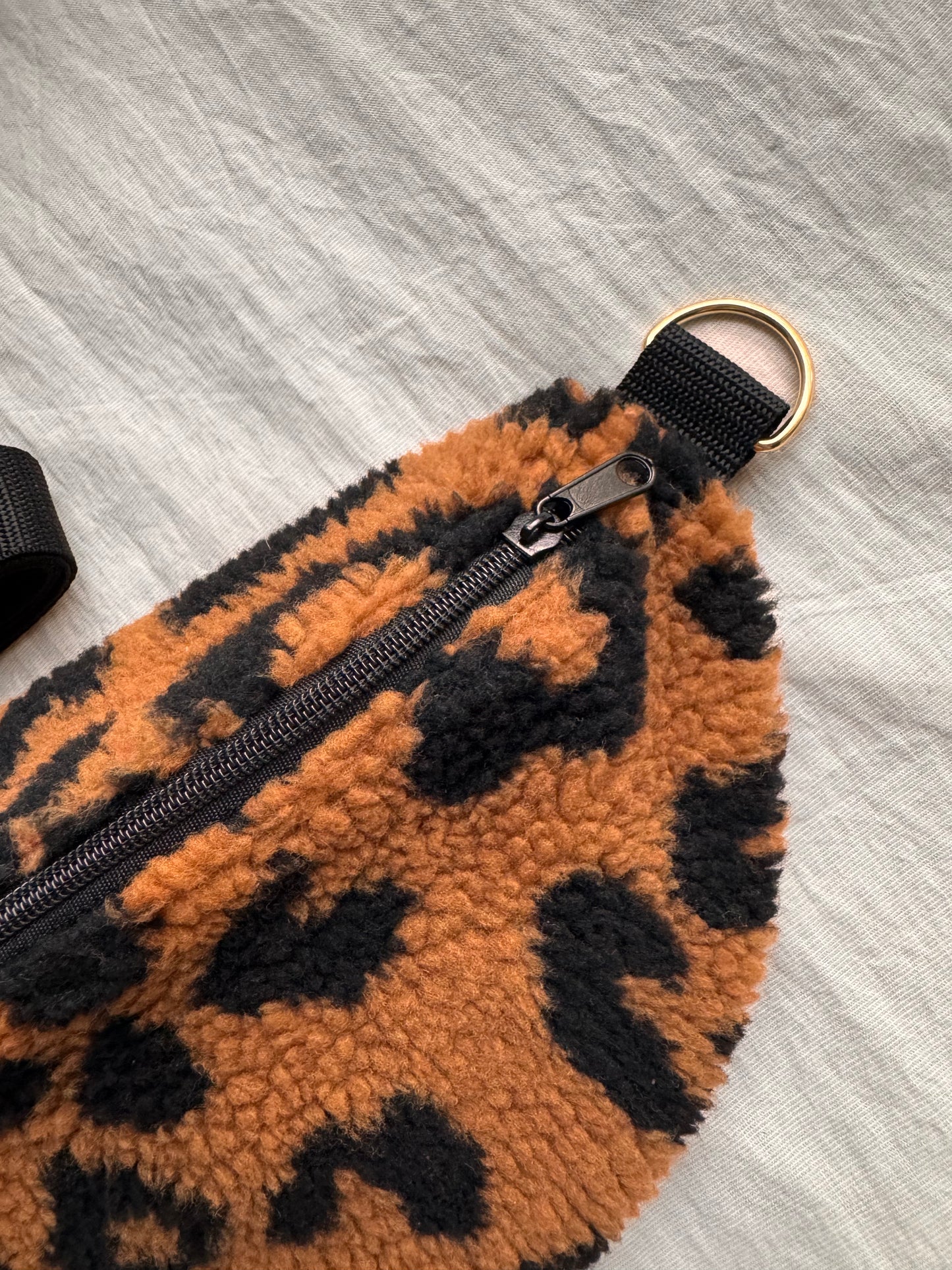 Bauchtasche Plüsch Regular